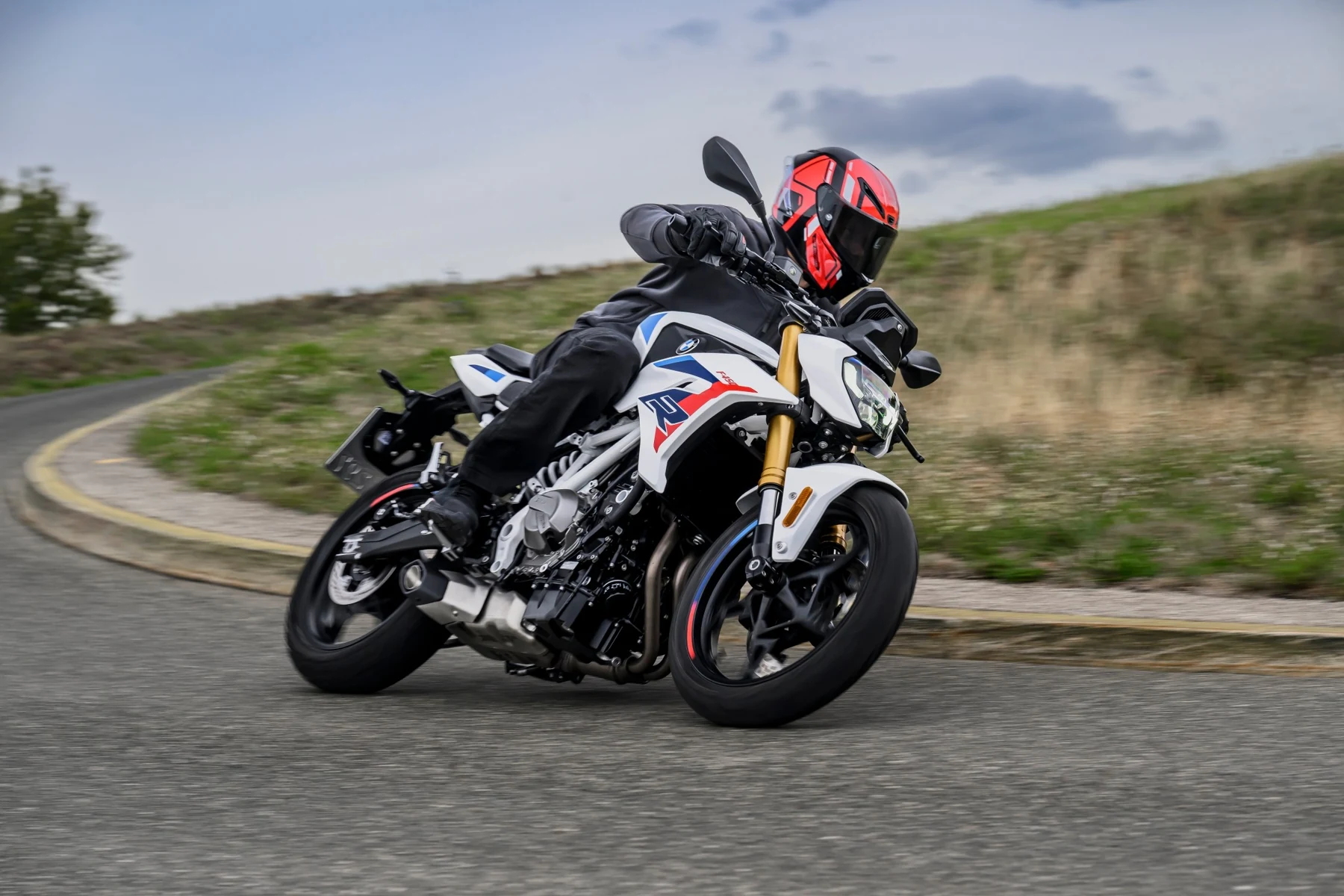 BMW F 450 R. Kuva: BMW Motorrad.