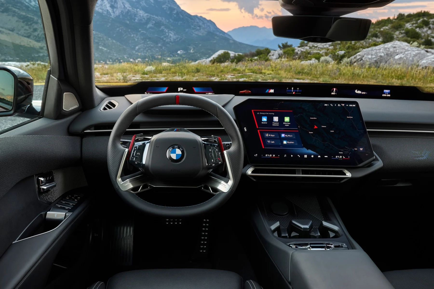 M350 xDriven ohjaamo ja BMW Panoramic iDrive. Kuva: BMW Group.