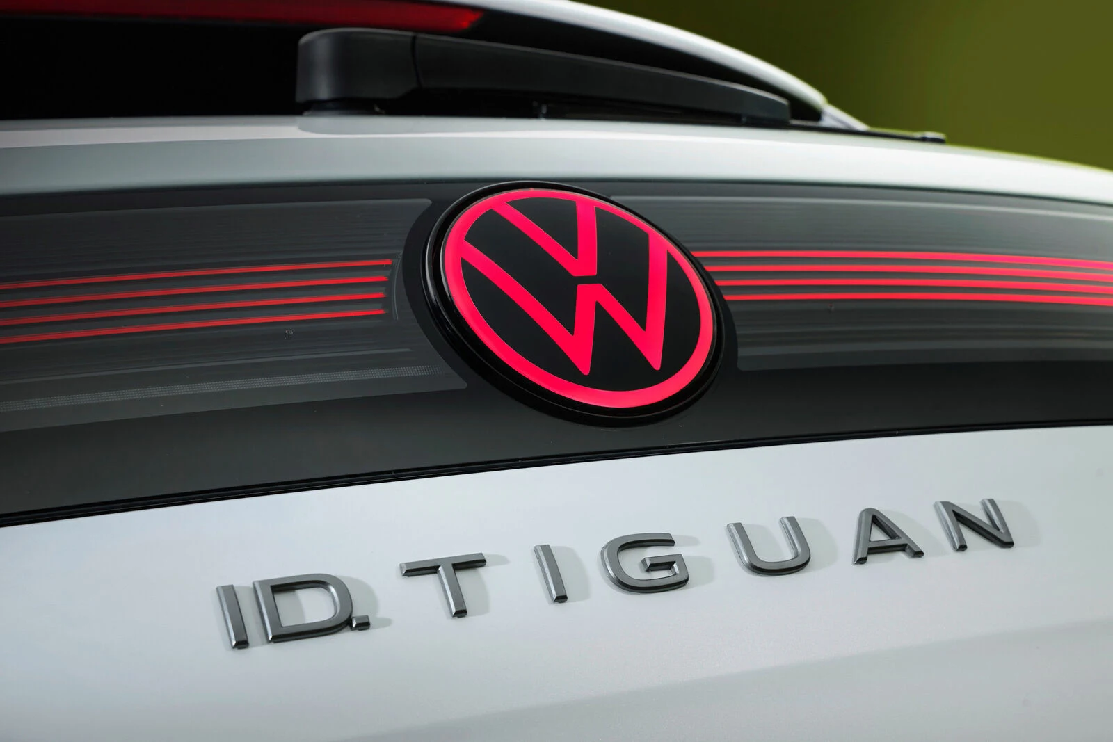 ID. Tiguan -mallimerkintä Volkswagenin virallisessa yksityiskohtakuvassa. Kuva: Volkswagen AG.