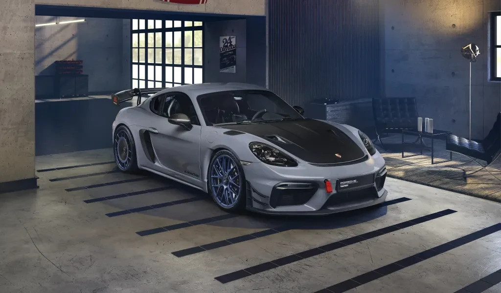 Porsche 718 Cayman GT4 RS (982) Manthey Kit. Keskimoottorinen katuauto saa oman mallikohtaisen pakettinsa – kyse ei ole Clubsport-kilpa-autosta.