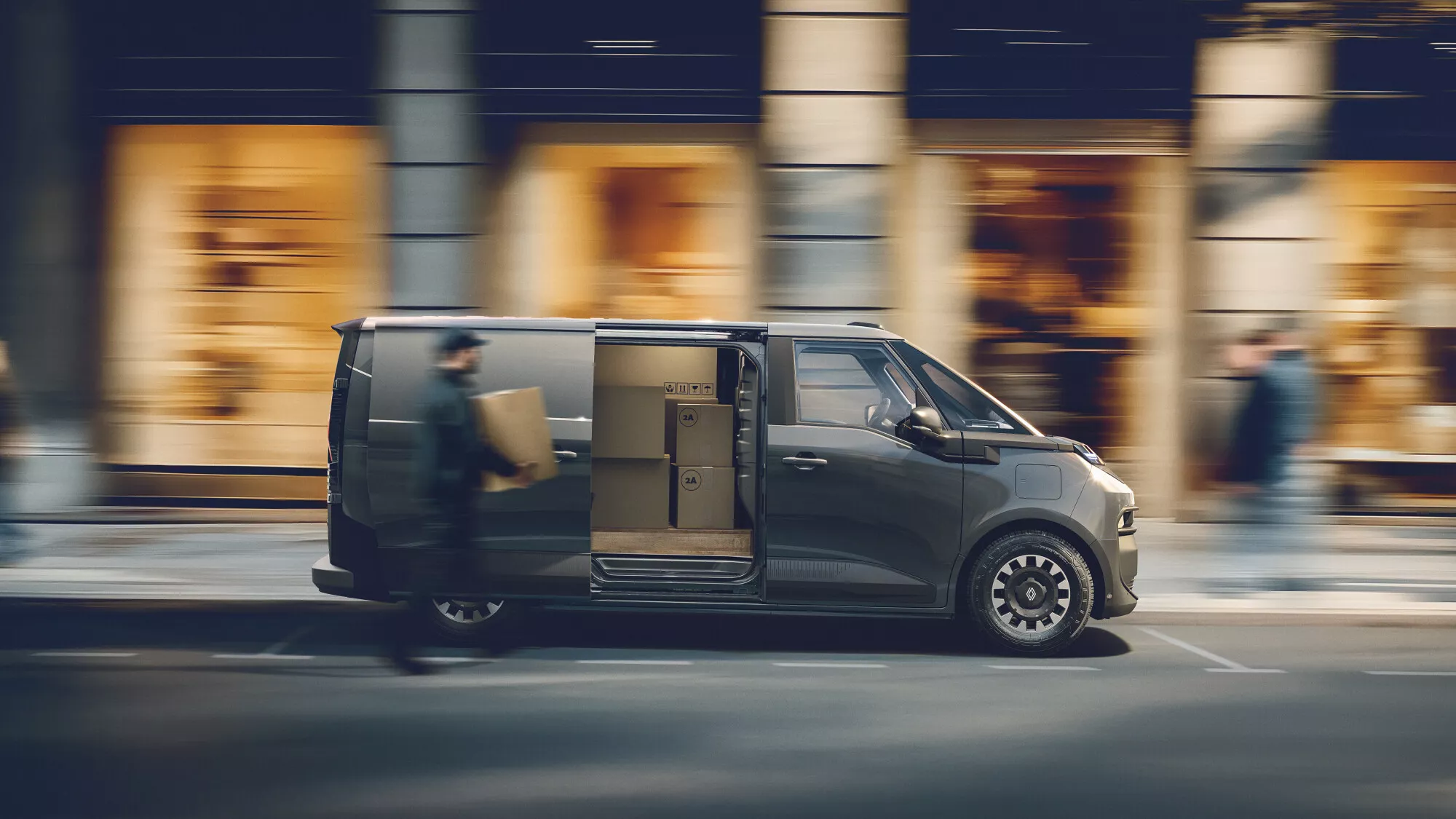 Renault Trafic Van E-Tech Electric sivuovi avattuna